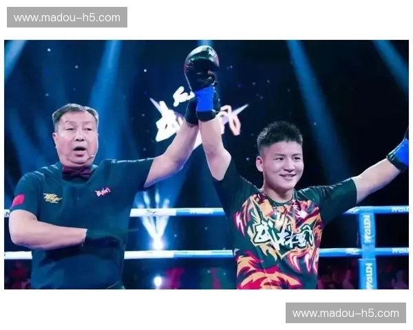 铁血猛虎碰上太极之盾：复盘铁英华vs金东秀那场令人窒息的巅峰之战